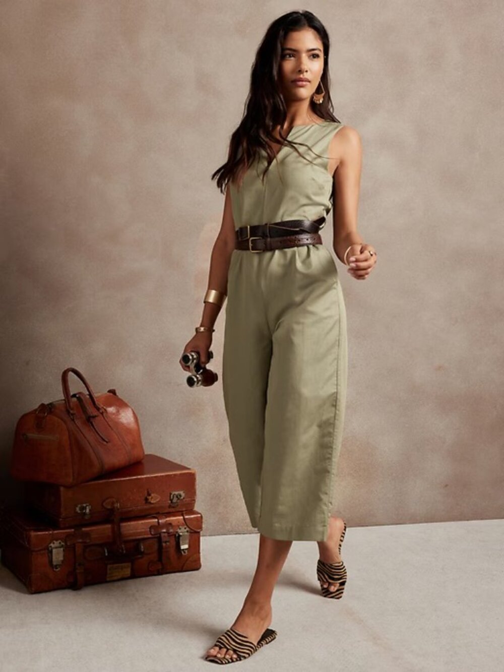 Banana Republic Size 12 Tate Olive Linen Blend Belted Wide Leg Jumpsuit Romper